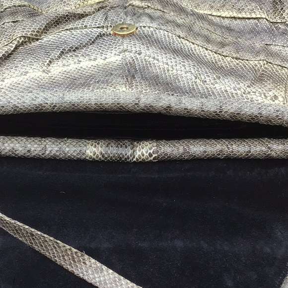 Vintage snakeskin print purse - Picture 4 of 9